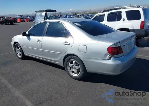 2005 Toyota Camry Se z USA, uszkodzony, nr VIN 4T1BE32KX5U569590